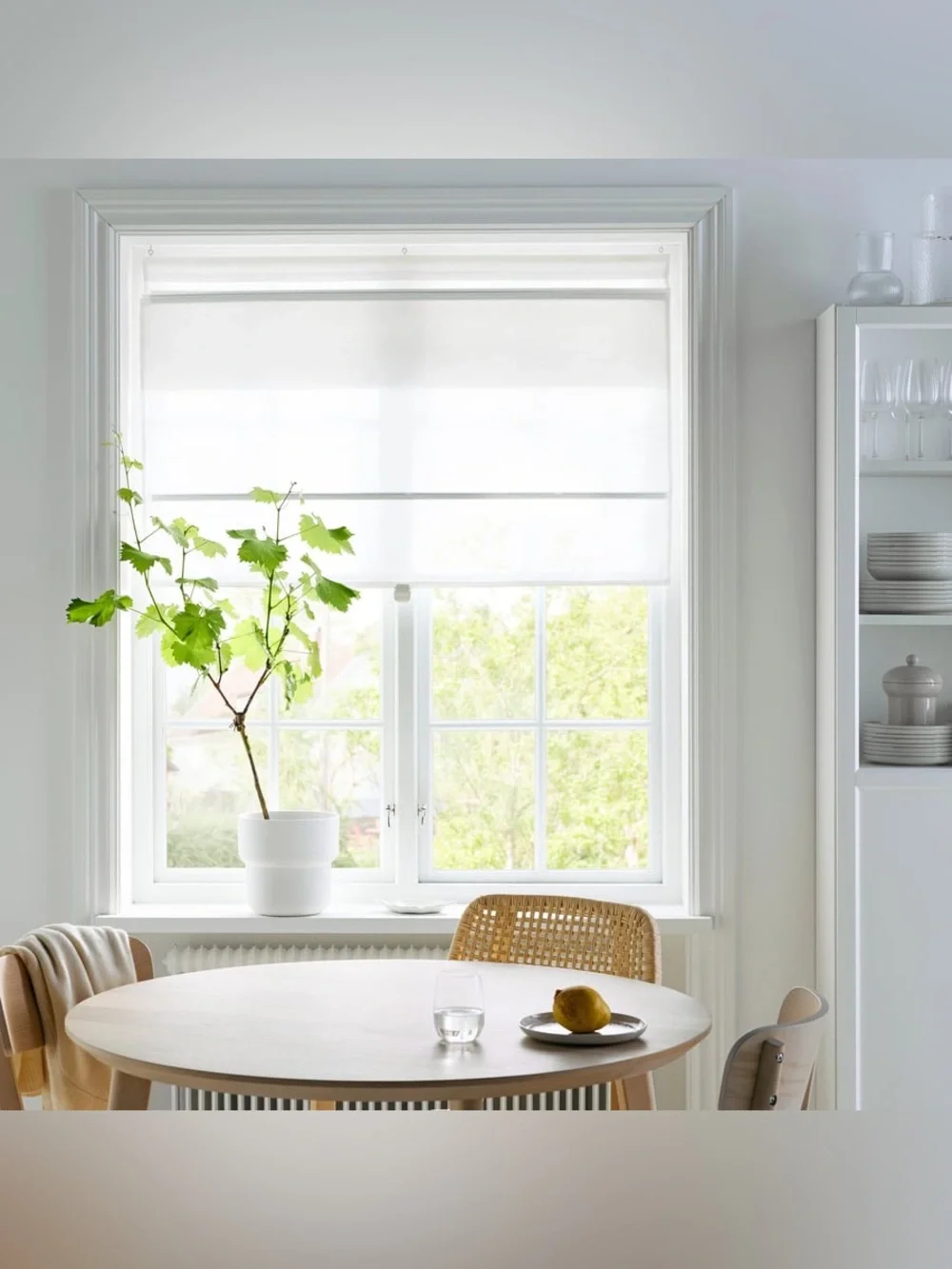 IKEA Ringblomma Roman Blind | white